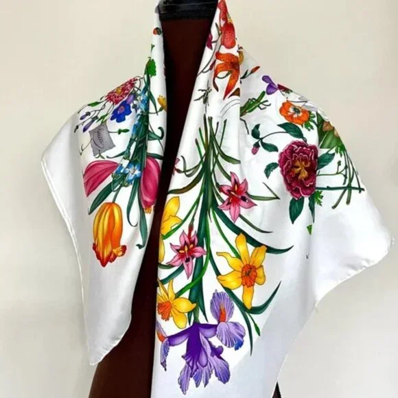 GUCCI SILK SCARF FLOWER PRINT GG LOGO FLORAL WHITE MULTICOLOR WRAP - Picture 9 of 11